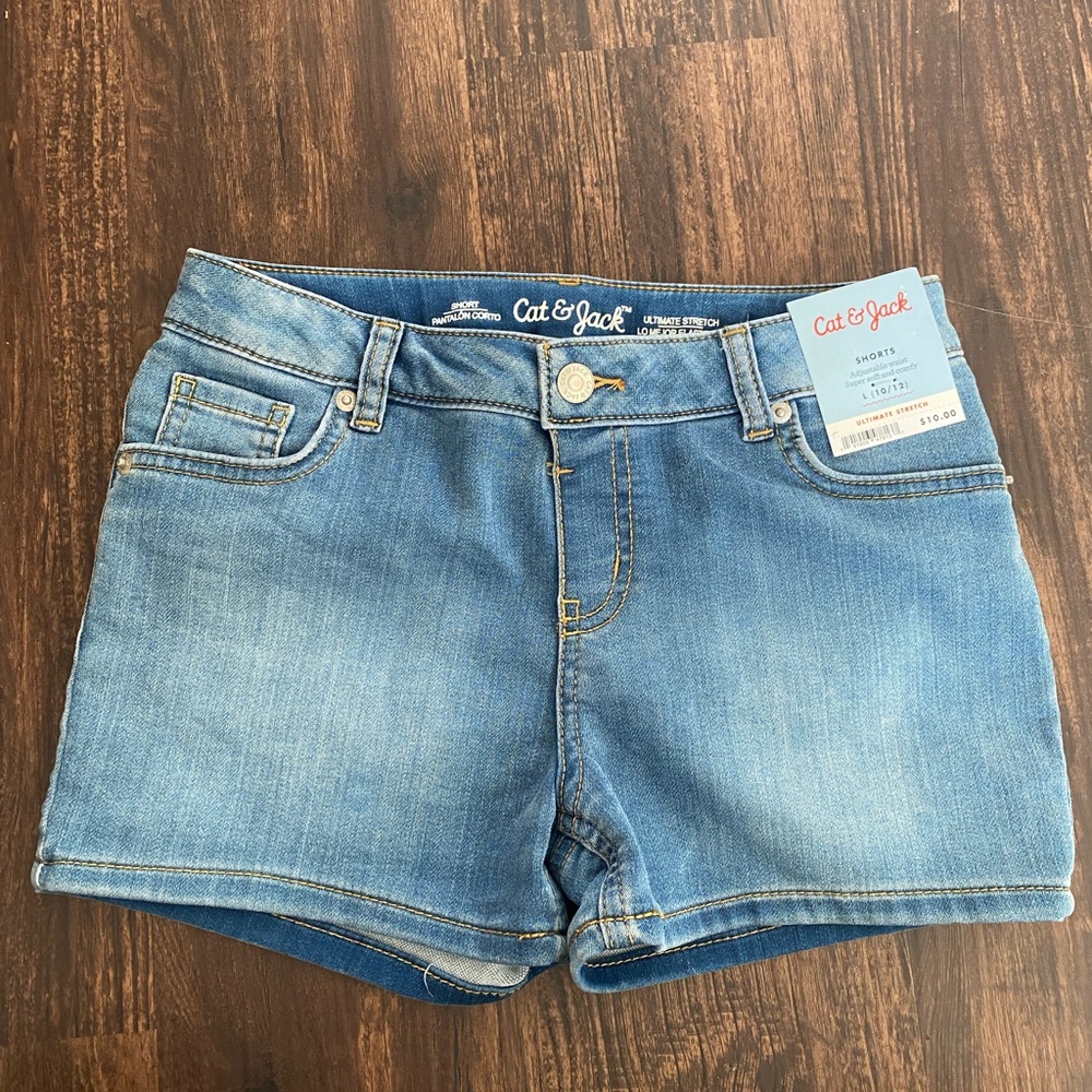Girls Shorts with adjustable straps L(10/12)